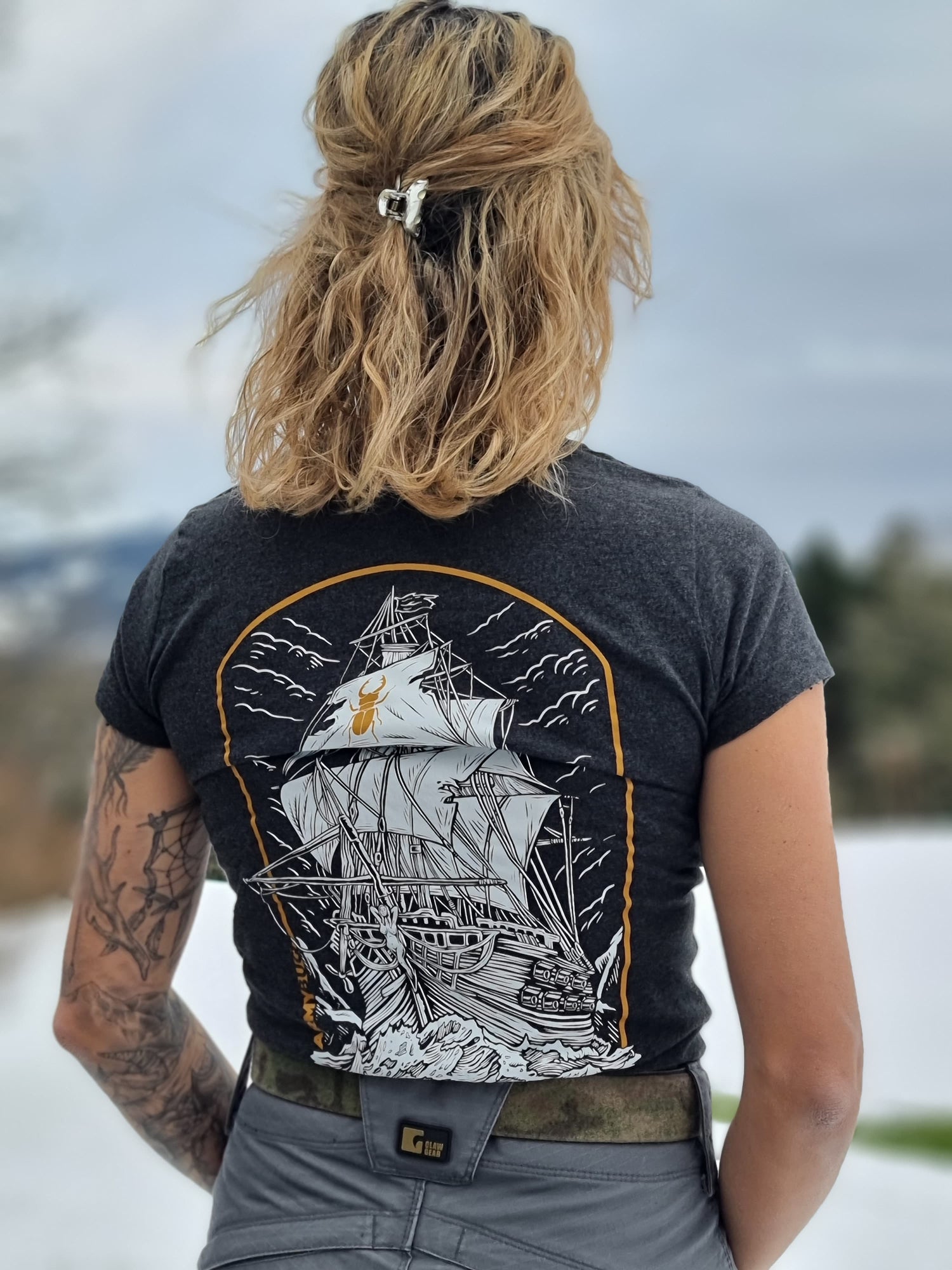 Crew Shirt's & Hoodies - ArmyBug