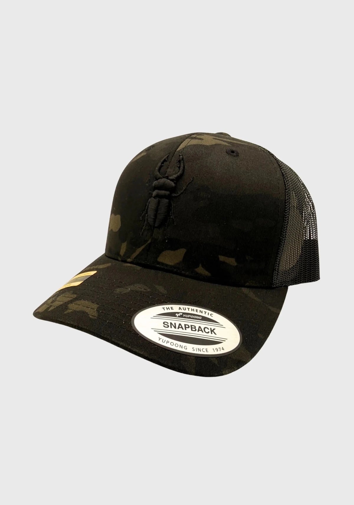 Statement Trucker Cap 2.0 - Black Multicam mit schwarzem Käfer - ArmyBug